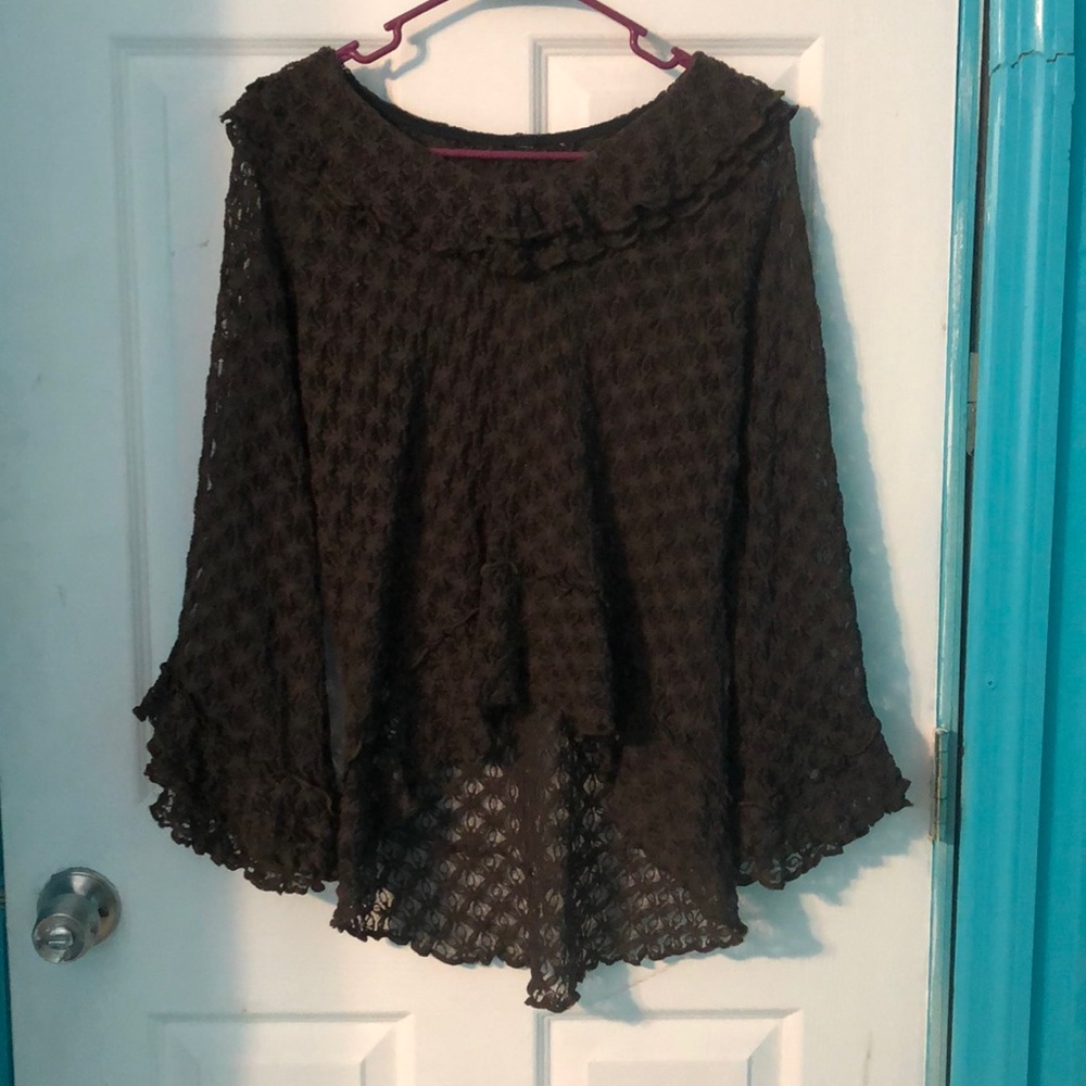 ♣️ 3 for $10 Women Top Brown in great Condition